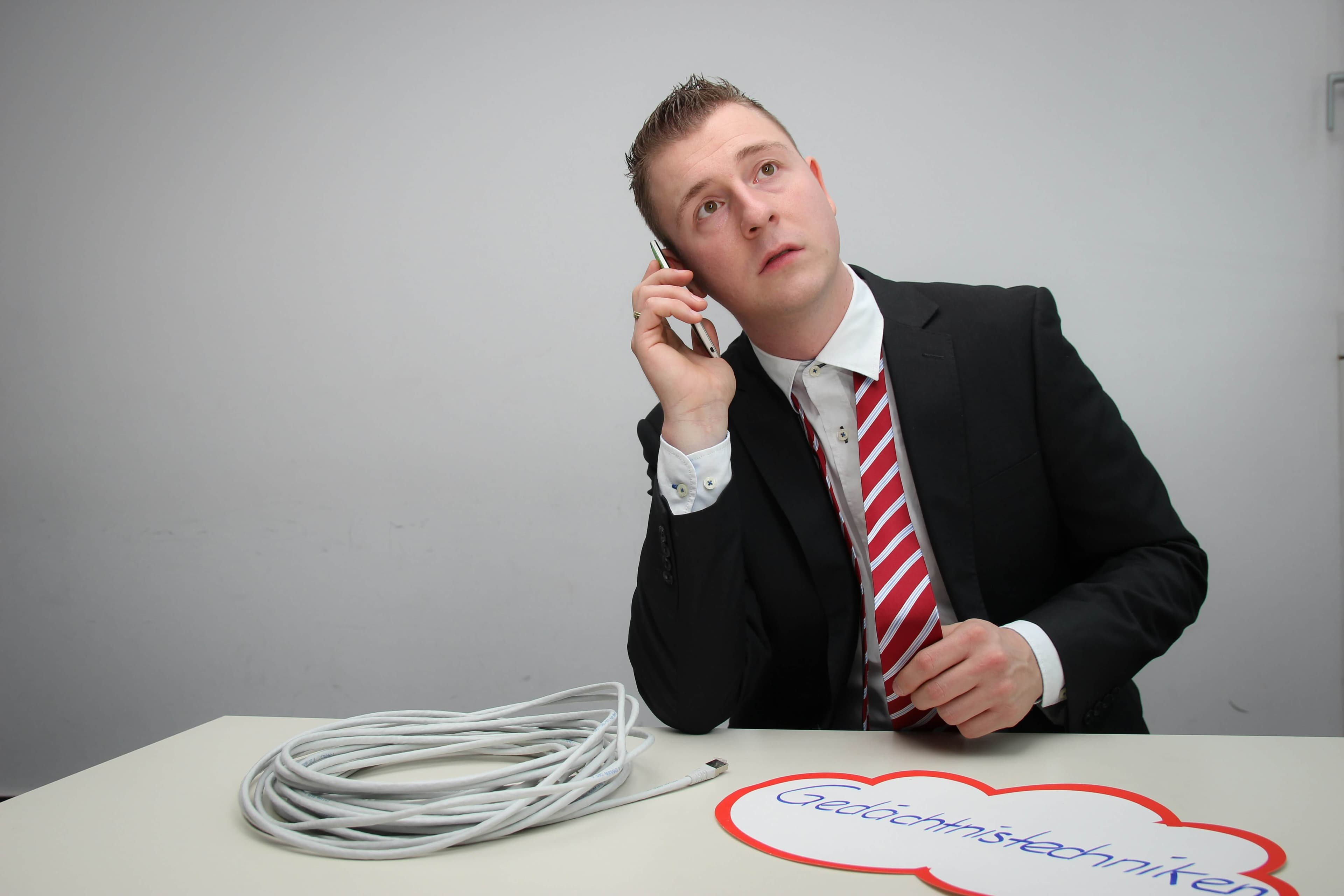 Call First, Text Later: Winning Client Trust in the Service Industry
